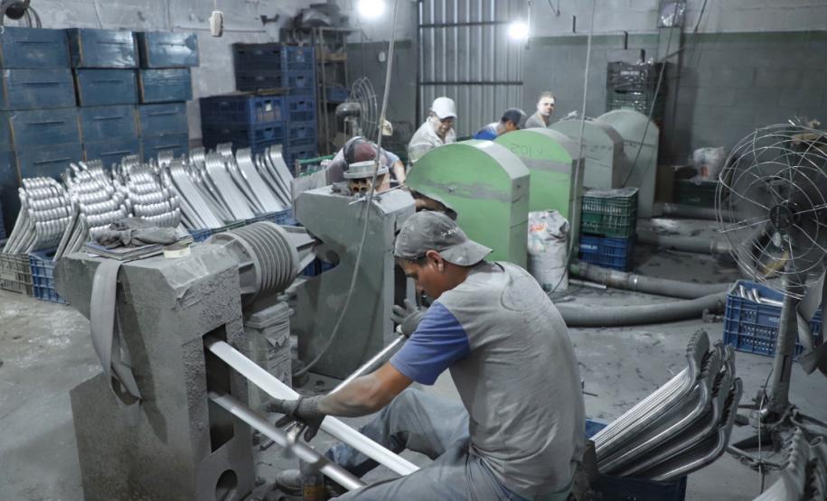 Mais de 100 mil empregados: Paraná é líder no 1º semestre nas contratações via Rede Sine