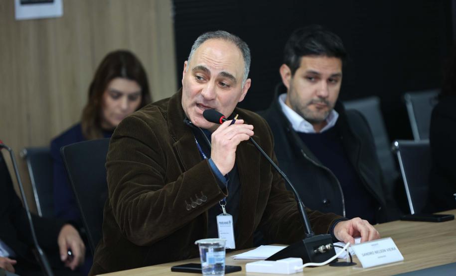 Governo do Estado recebe Plano de Biogás e Biometano do Paraná em reunião de comitê de governança