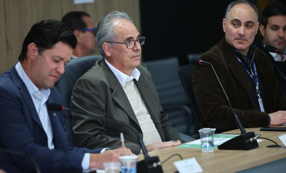 Governo do Estado recebe Plano de Biogás e Biometano do Paraná em reunião de comitê de governança