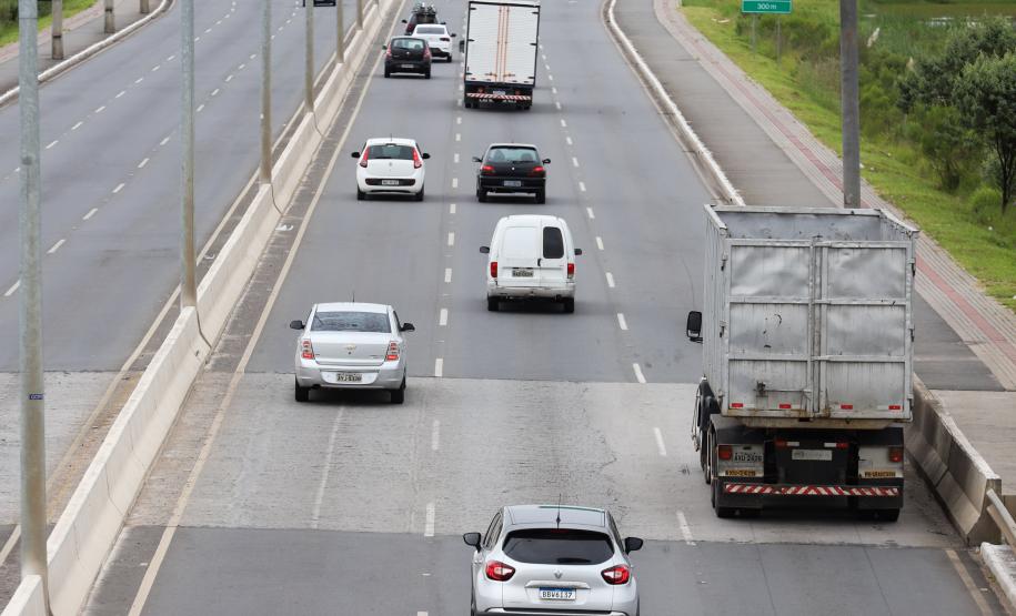 Paraná tem pela 1ª vez menor IPVA, carga mais baixa para pequenas empresas e cesta básica mais isenta