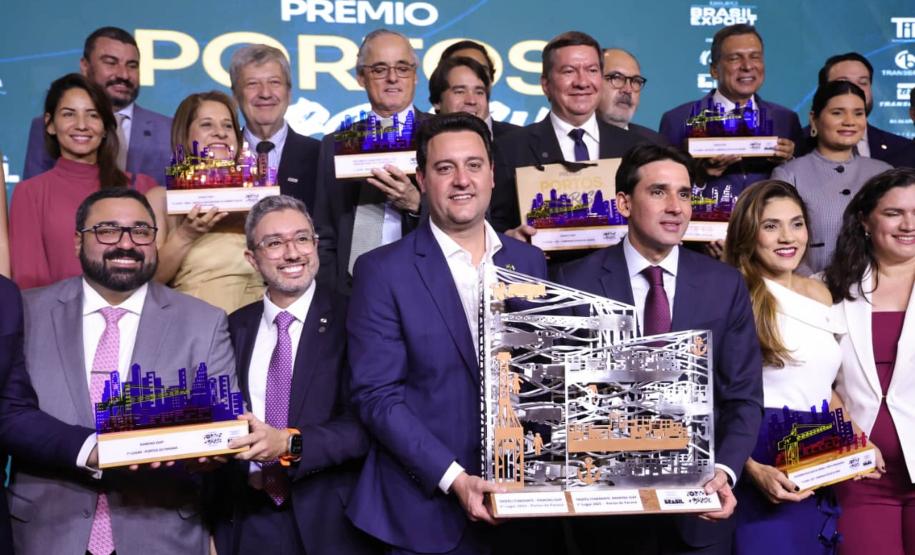 Portos do Paraná é hexacampeã do principal prêmio de gestão portuária do Brasil