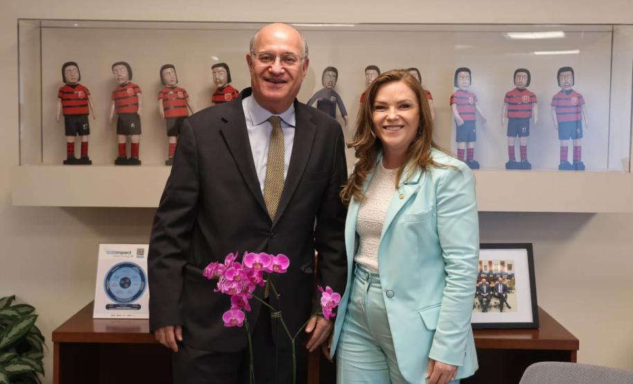 Governador apresenta proposta de Fundo Soberano ao presidente do BID