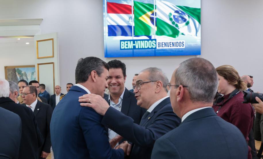 Ratinho Junior recebe Santiago Peña para debater novas oportunidades entre Paraná e Paraguai