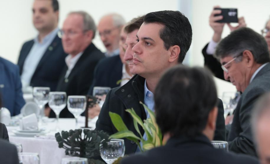 Ratinho Junior recebe Santiago Peña para debater novas oportunidades entre Paraná e Paraguai