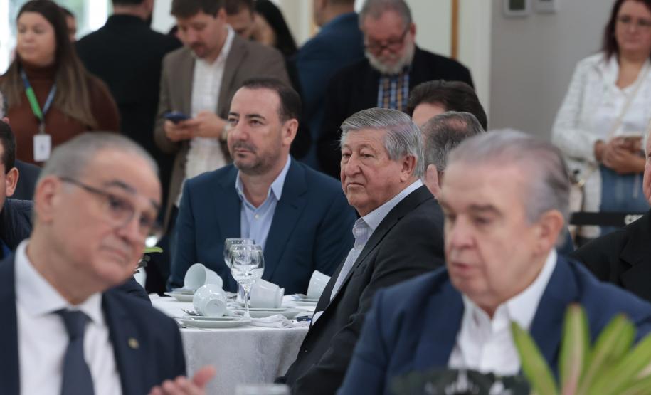 Ratinho Junior recebe Santiago Peña para debater novas oportunidades entre Paraná e Paraguai