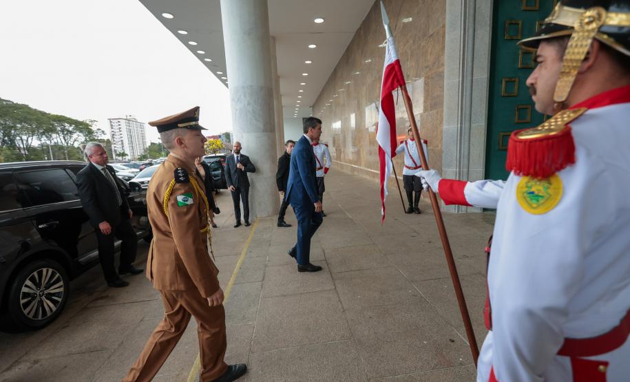 Ratinho Junior recebe Santiago Peña para debater novas oportunidades entre Paraná e Paraguai