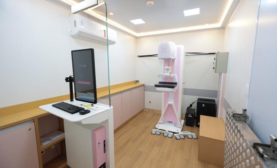 Paraná lança a mais completa unidade móvel de saúde da mulher do Brasil