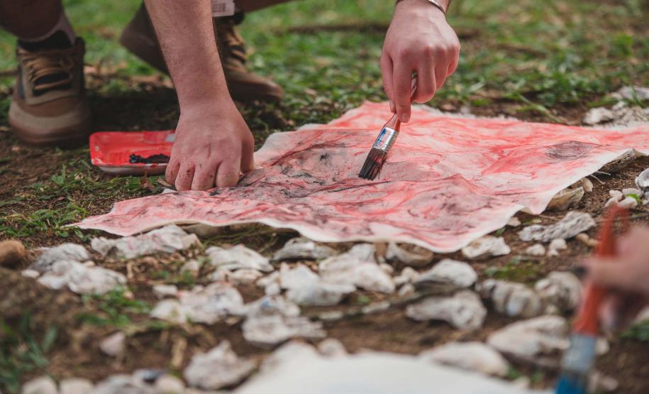 Jorge Aragão, Blindagem, Primavera dos Museus e peças teatrais agitam a agenda cultural