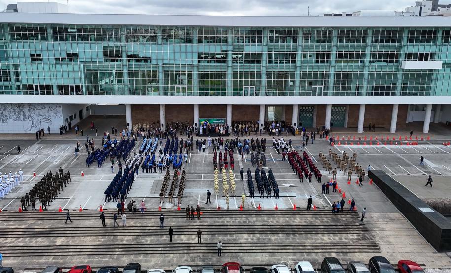Cerimônia no Palácio Iguaçu celebra a independência e o início da Semana da Pátria