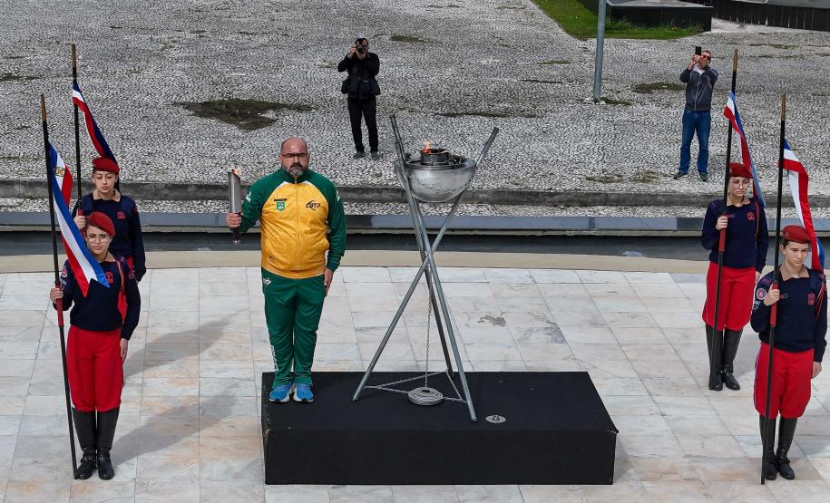 Cerimônia no Palácio Iguaçu celebra a independência e o início da Semana da Pátria