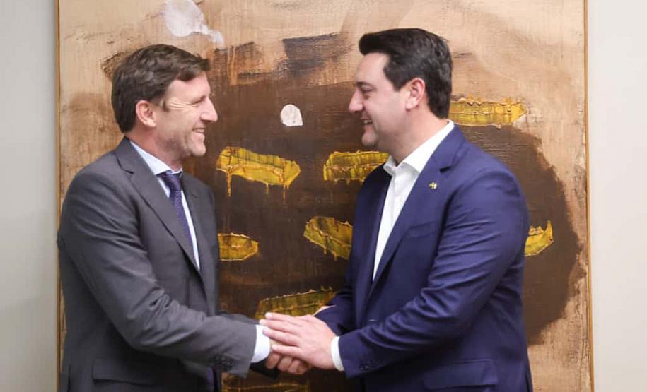 Ratinho Junior assina cooperação com a ONU-Habitat para estruturar o Paraná Hub