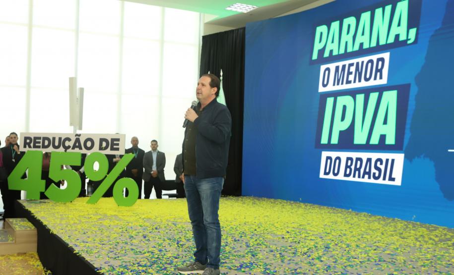 Ratinho Junior sanciona lei que reduz IPVA no Paraná e garante menor alíquota do Brasil