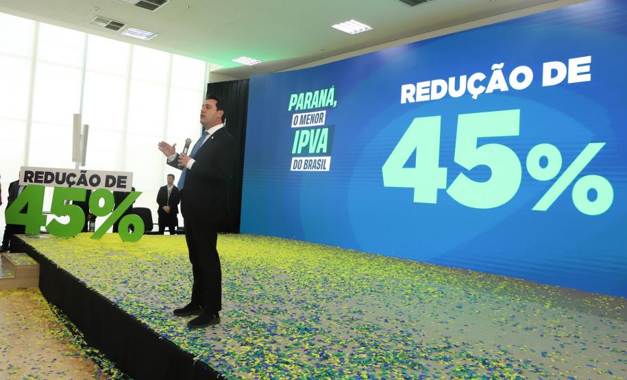 Ratinho Junior sanciona lei que reduz IPVA no Paraná e garante menor alíquota do Brasil