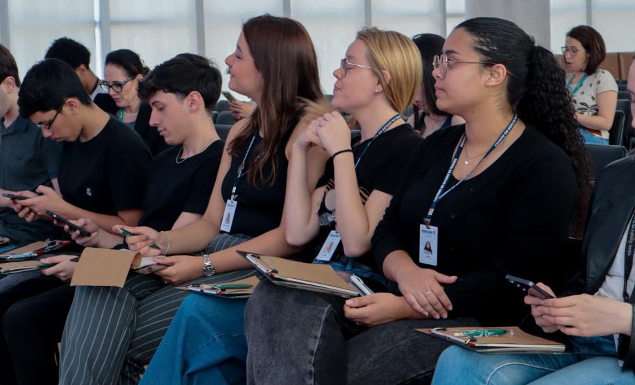 Casa Civil promove ação de valorização da vida com estagiários no Setembro Amarelo
