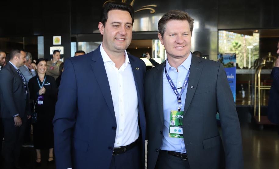 Sinaliza Paraná: governador libera R$ 100 milhões para sinalização viária das cidades