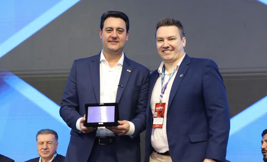 Sinaliza Paraná: governador libera R$ 100 milhões para sinalização viária das cidades