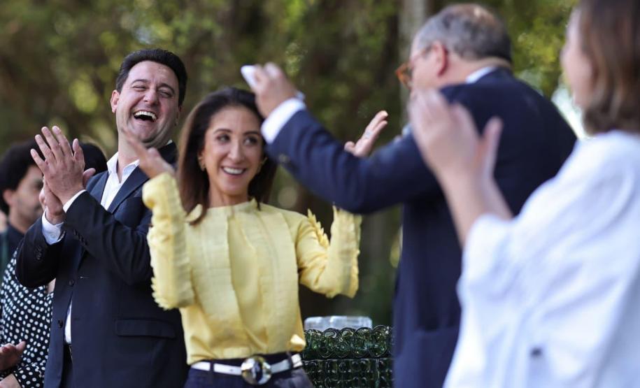 Curadores e colecionadores de arte comemoram criação do Centre Pompidou Paraná