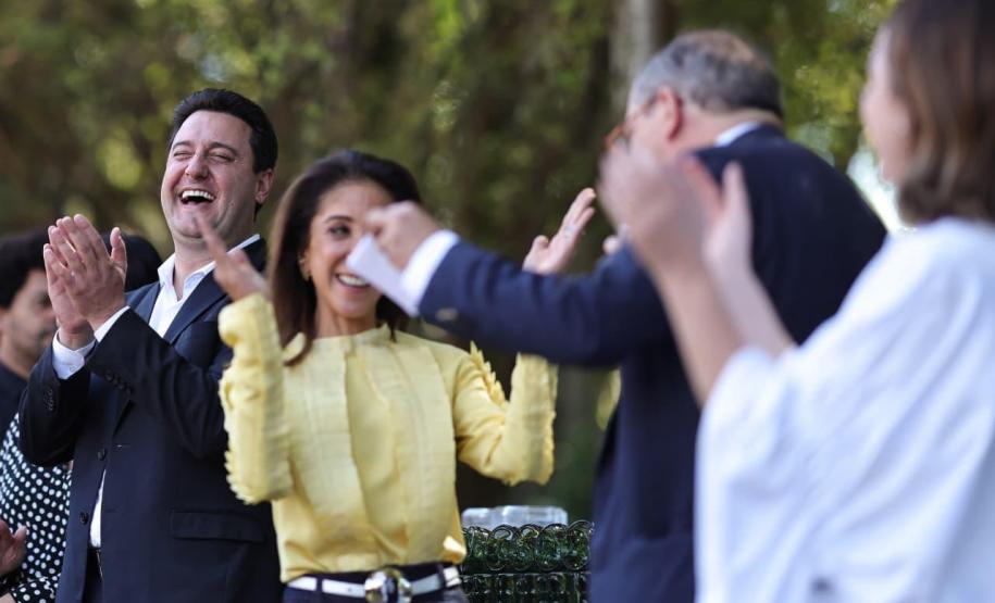 Curadores e colecionadores de arte comemoram criação do Centre Pompidou Paraná