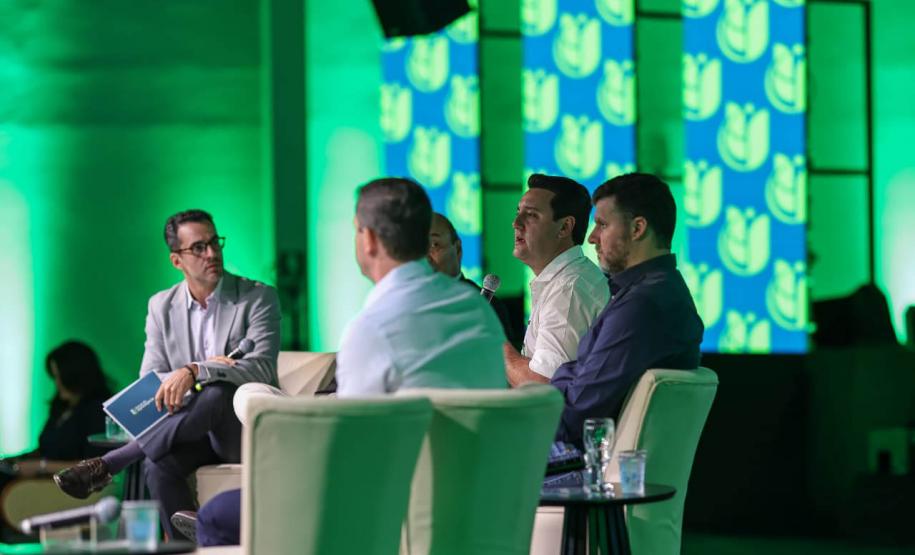 Governador destaca ações do Paraná para fortalecer o campo no Fórum do Agronegócio