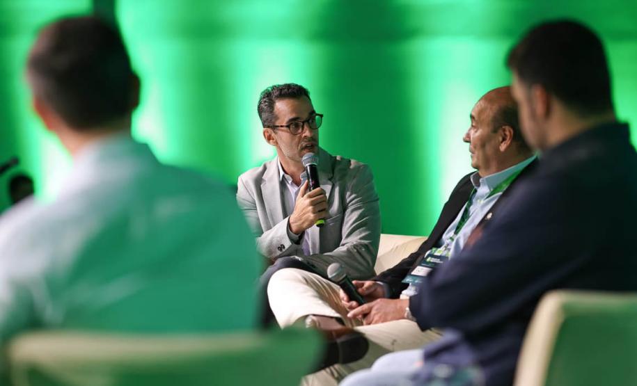 Governador destaca ações do Paraná para fortalecer o campo no Fórum do Agronegócio