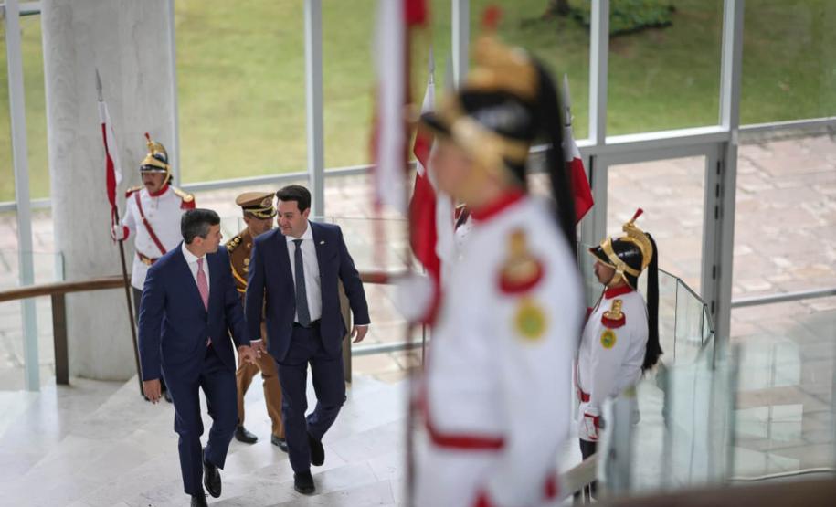 Ratinho Junior recebe Santiago Peña para debater novas oportunidades entre Paraná e Paraguai