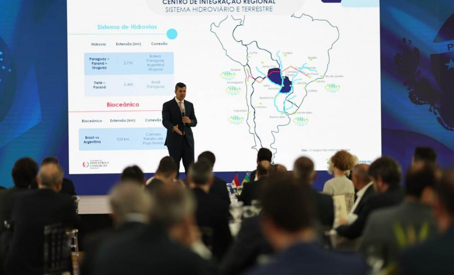 Ratinho Junior recebe Santiago Peña para debater novas oportunidades entre Paraná e Paraguai