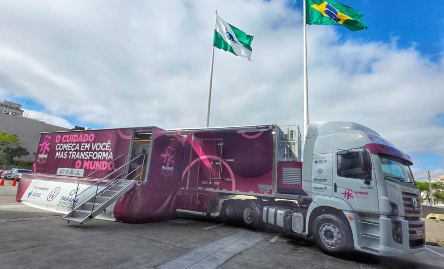 Paraná lança a mais completa unidade móvel de saúde da mulher do Brasil