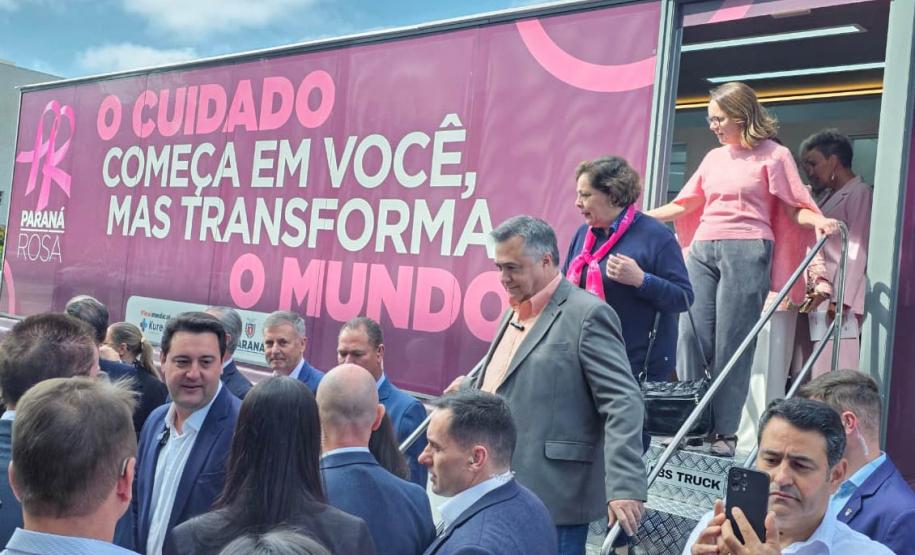 Paraná lança a mais completa unidade móvel de saúde da mulher do Brasil