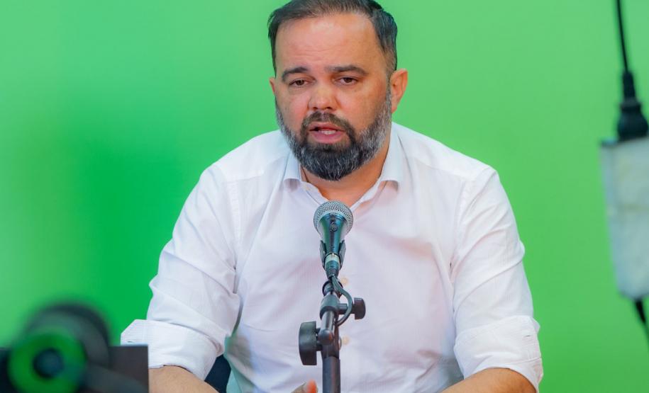 Escolas públicas paranaenses contarão com aulas de Robótica e Inglês para os anos iniciais