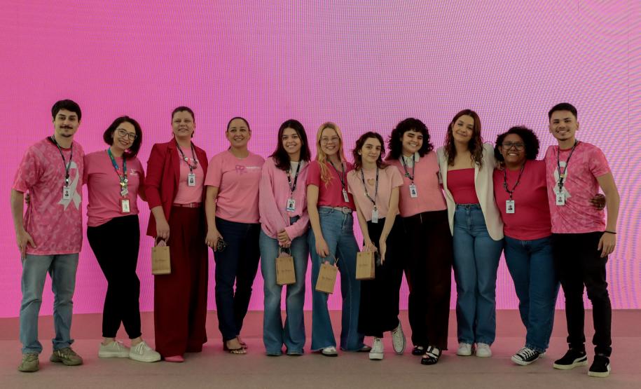 Casa Civil promove manhã especial de confraternização em celebração ao Outubro Rosa