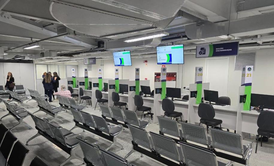 Cohapar oferta serviços e atendimento a quem tem financiamento no Poupatempo