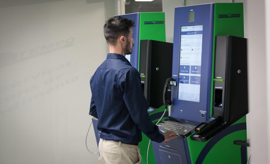 Cohapar oferta serviços e atendimento a quem tem financiamento no Poupatempo