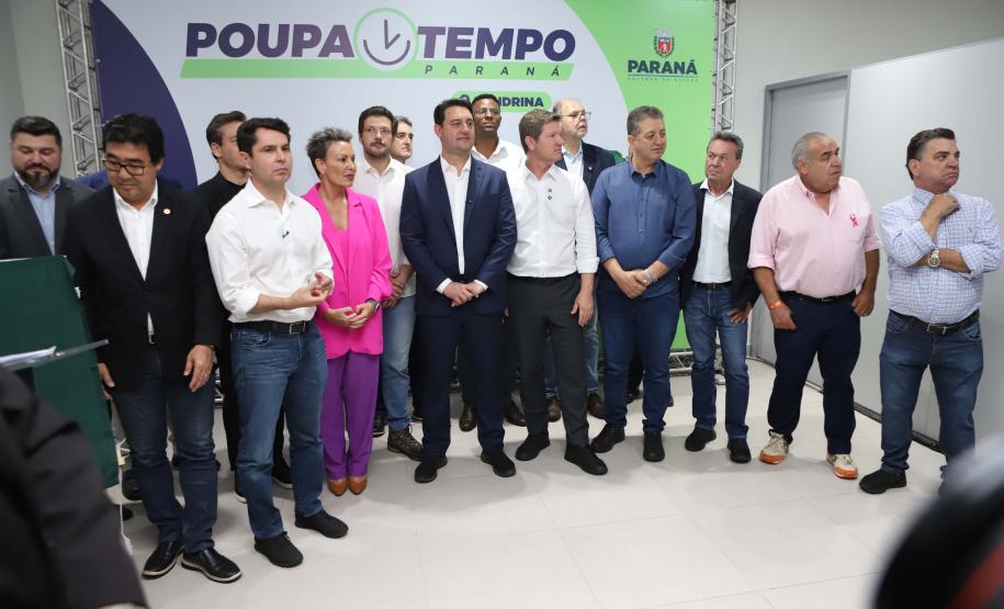 Londrina, 24 de outubro de 2025 - Serviço Poupa Tempo, do Governo do Estado.