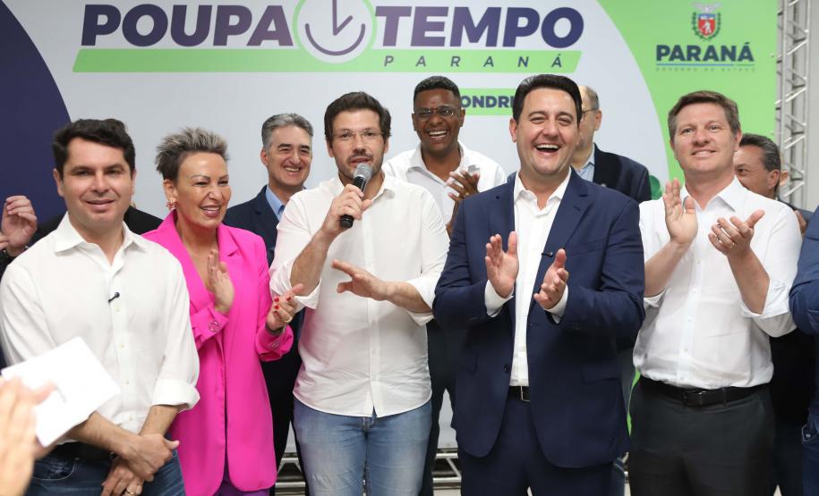 Londrina, 24 de outubro de 2025 - Serviço Poupa Tempo, do Governo do Estado.