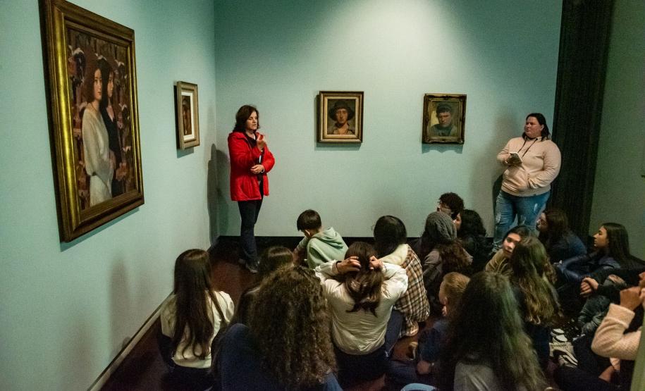 Queen, Hilda Furacão, Fagner e cinema no MON são destaques da programação cultural