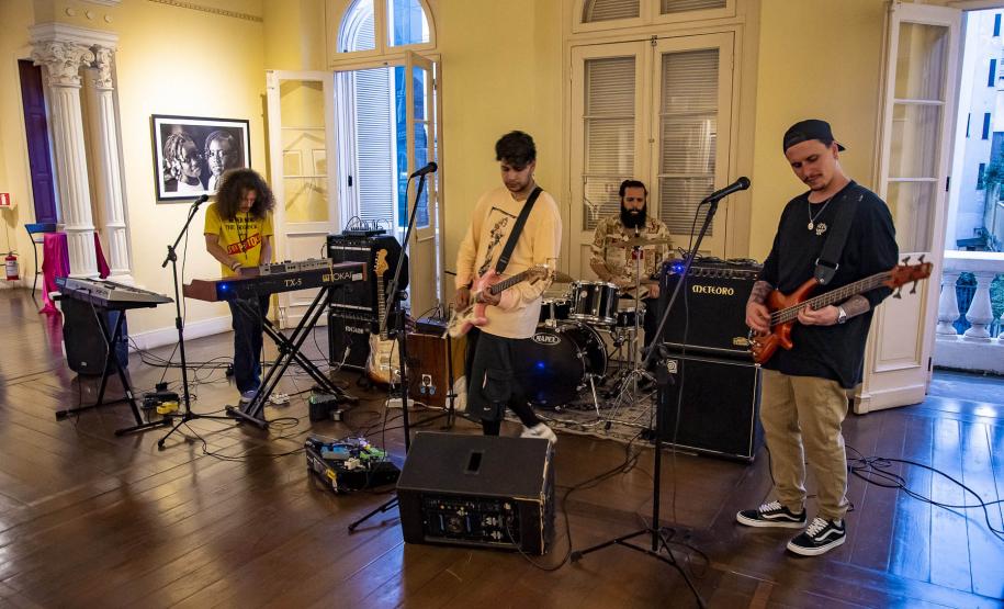 Peça para bebês e oficina com mexicano no MON estão na agenda cultural da semana