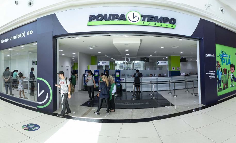 Londrina, 24 de outubro de 2025 - Serviço Poupa Tempo, do Governo do Estado.
