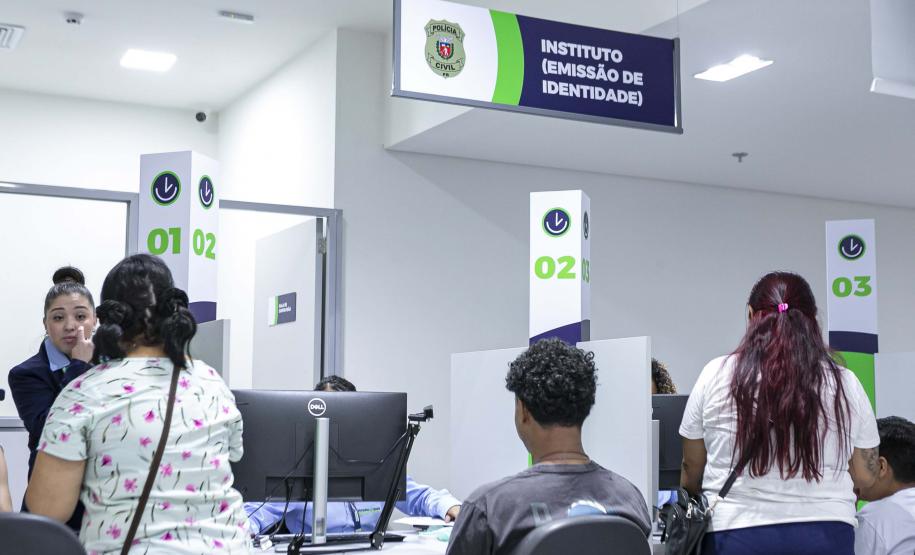 Londrina, 24 de outubro de 2025 - Serviço Poupa Tempo, do Governo do Estado.