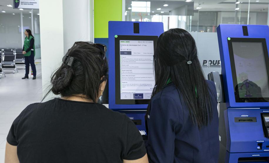 Londrina, 24 de outubro de 2025 - Serviço Poupa Tempo, do Governo do Estado.