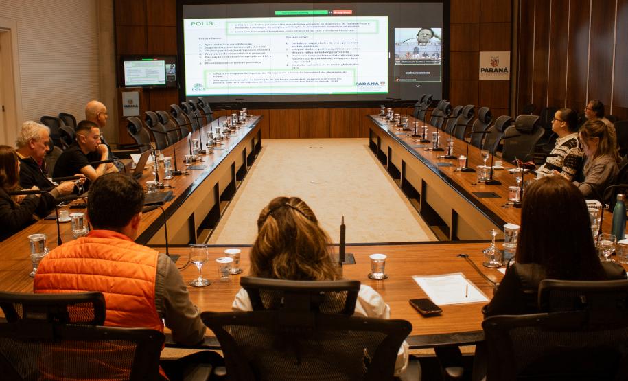 Governo reúne municípios para fortalecer o Programa POLIS com apoio da SGDES