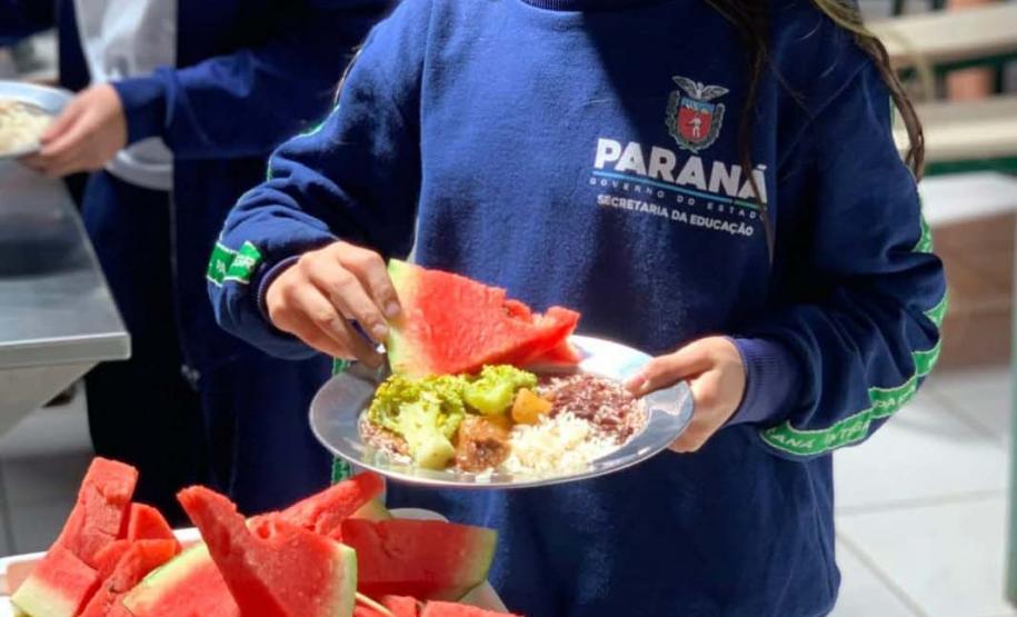 Dia Mundial da Alimentação: mais de 2 mil alunos tem alimentação especial nas escolas estaduais do Paraná