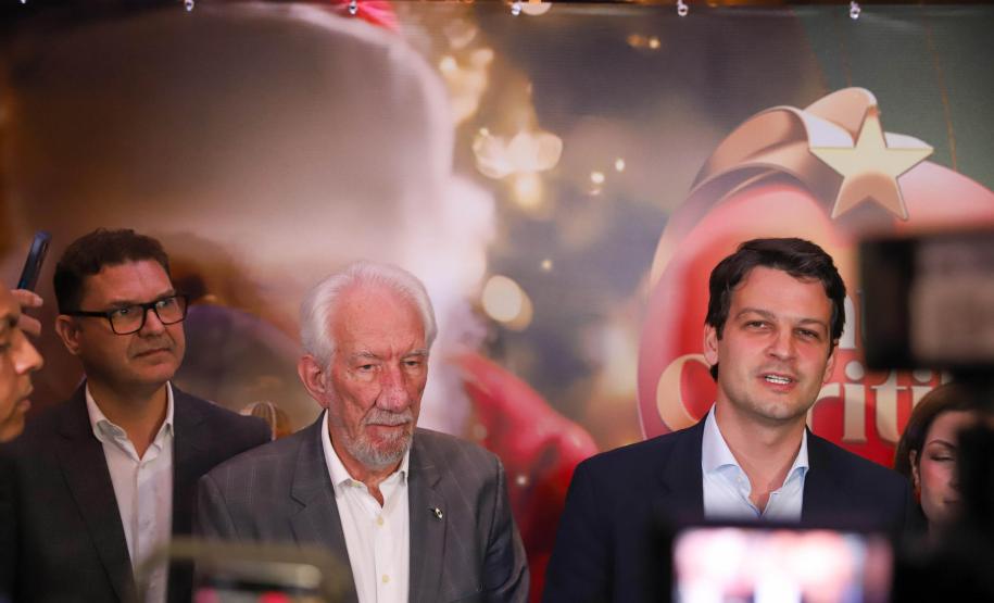 150 espetáculos e apoio inédito do Estado: Curitiba terá a maior programação natalina do Brasil