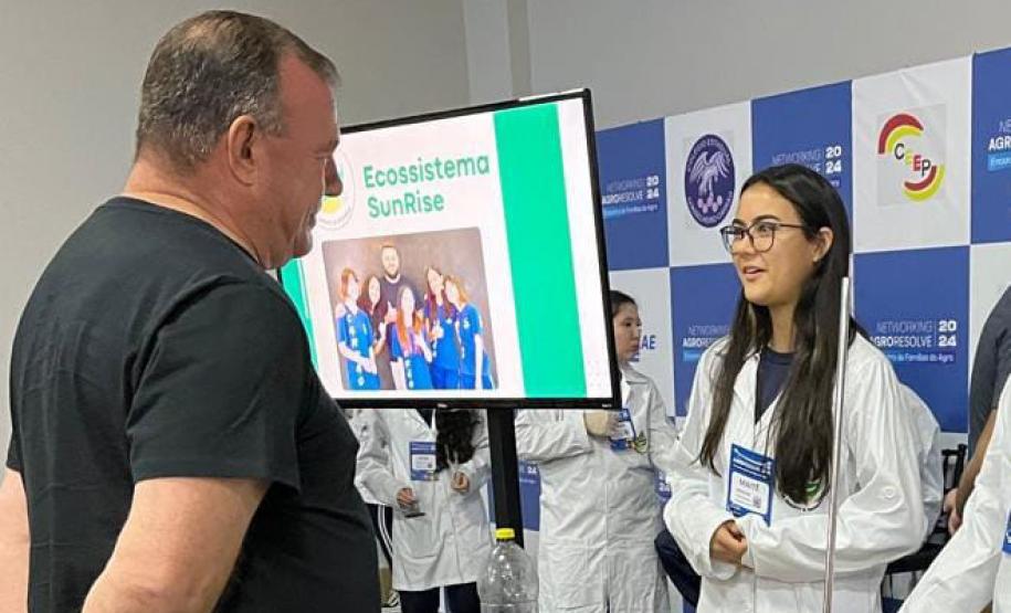 Colégio do Paraná promove protagonismo feminino na ciência com startup inovadora