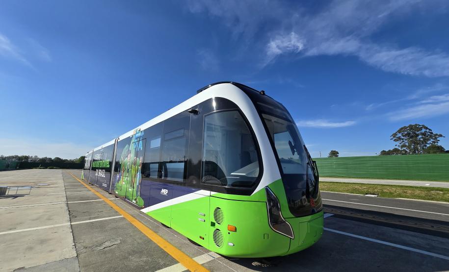 Paraná inicia instalação de ímãs que vão guiar o Bonde Urbano Digital nesta quinta