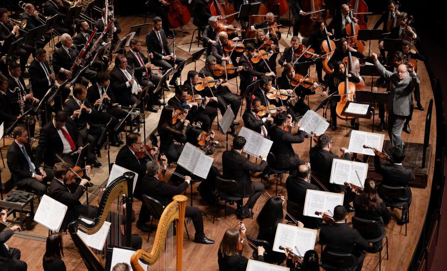 Agenda cultural tem musical do Djavan, Mozart no MON e duas novas exposições nos museus