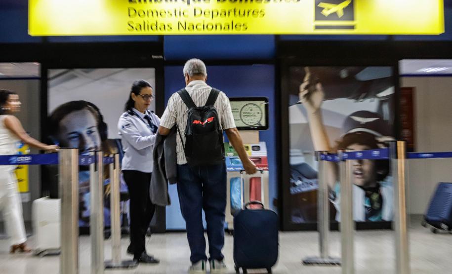 Paraná recebe 888 mil turistas estrangeiros até outubro; número é 20% superior a 2024