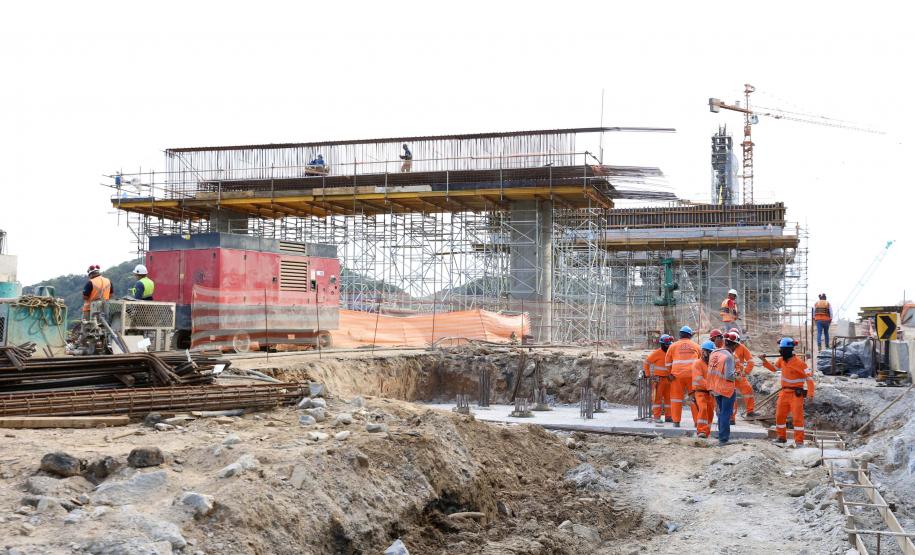 Ponte de Guaratuba chega a 80% de execução e obras seguem em ritmo acelerado