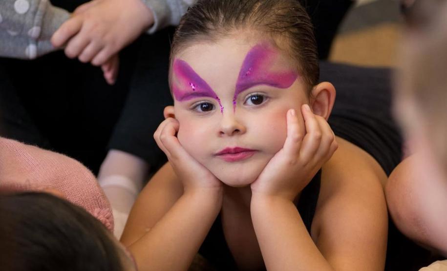 Guairinha recebe flamenco e "Homenagem ao Cirque du Soleil” nesta semana