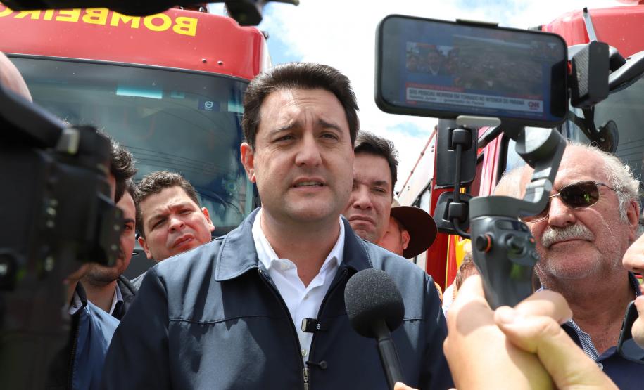 Em Rio Bonito do Iguaçu, Ratinho Junior anuncia força-tarefa para reconstrução das casas