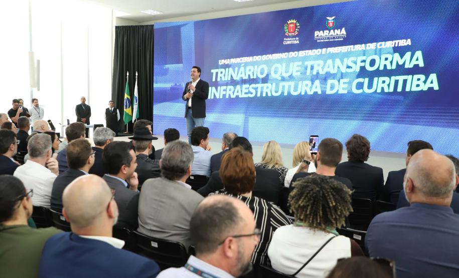 Estado e Prefeitura de Curitiba firmam convênios de R$ 181 milhões para trinário e Escola de Circo